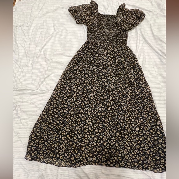 Madewell Dress - Black floral midi dress with front slit - Picture 2 of 11